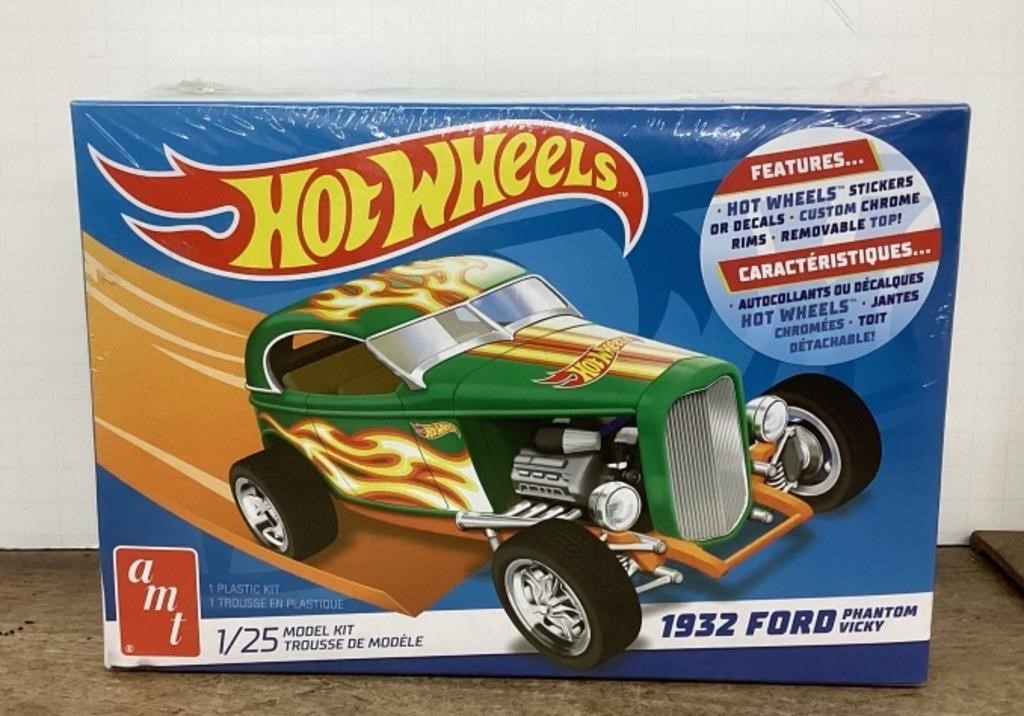 Sealed AMT Hot Wheels model kit