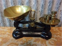 Excellent Libra Cast Iron Scales and Weights