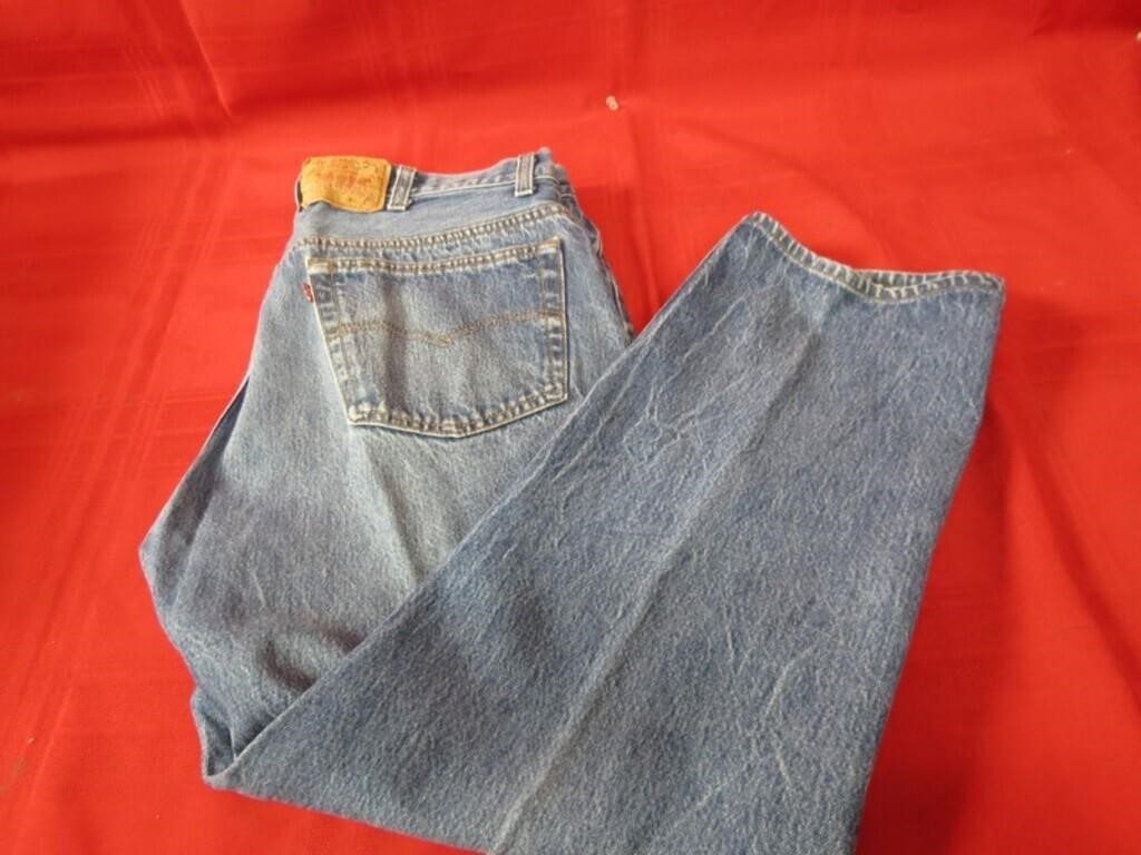 42x30 Levi blue jeans.