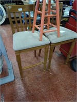 Pair of 2 wood bar stools