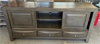 403 - ENTERTAINMENT CONSOLE / SIDEBOARD