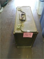 Vintage Hinged Carrying Case