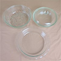 Pyrex Glass Pie Plate & Casserole Dishes