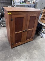 Antique Pie Cabinet 40''x52''x21'' 2 door