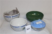 4 CERAMIC MIXING BOWLS