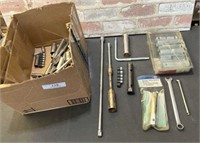 BOX LOT: ASSORTED SOCKET WRENCHES AND SOCKETS