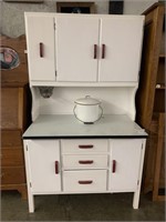 HOOSIER CABINET WITH METAL SIFTER