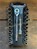 Gear Wrench Socket Set w/ Ratchet & Extension Bar