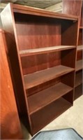 MAHOGANY 5' X 36" ADJ . SHELF BCASE