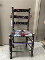 TIE CHAIR