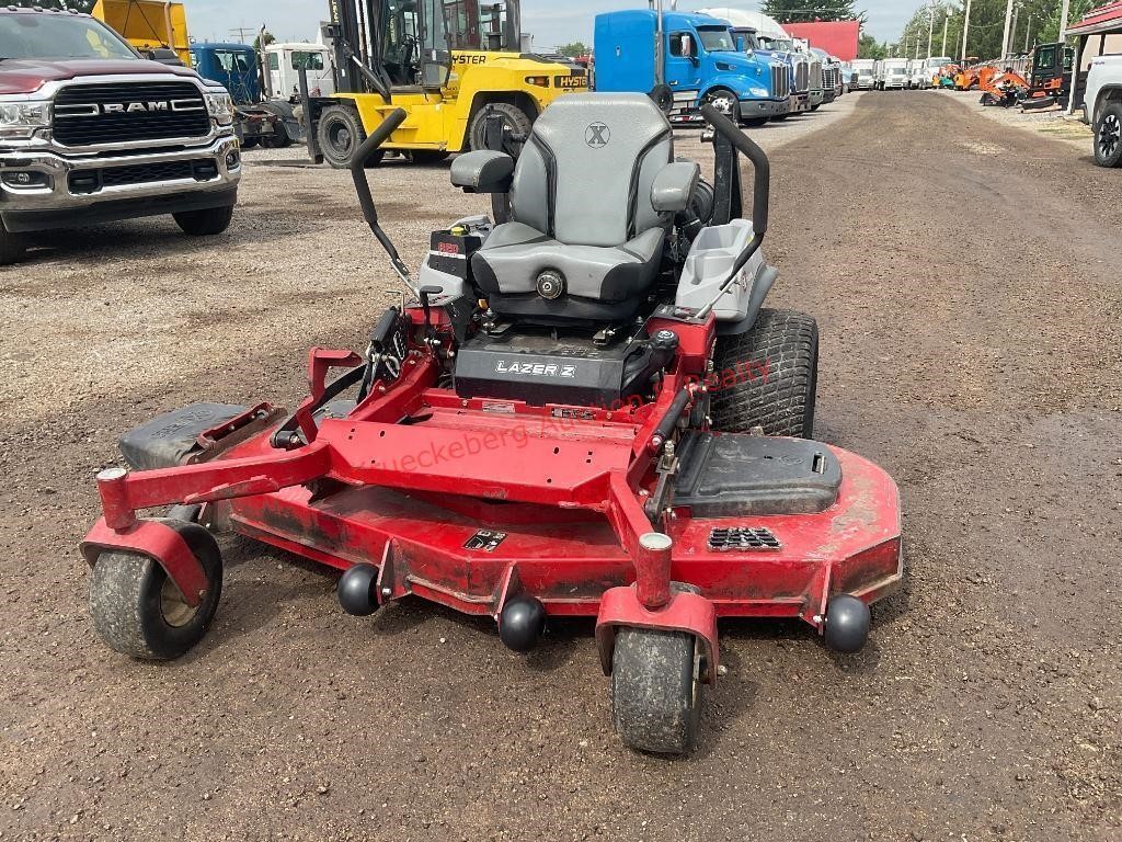 eXmark Lazer Z 0 Turn Lawn Mower