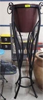 LARGE METAL PLANT STAND