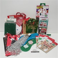 NIP Christmas Items: Gift Bags/Tags & Holiday Fun!