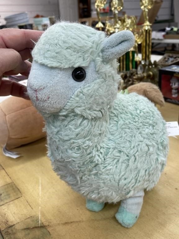 Kellytoy plush lamb