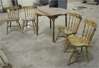 Kitchen Table, (4) Chairs & 12" Leaf, Approx