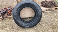 1- (275/80R22.5) Tire