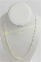 GRADUATED PEARL NECKLACE WITH 10K GOLD HASP