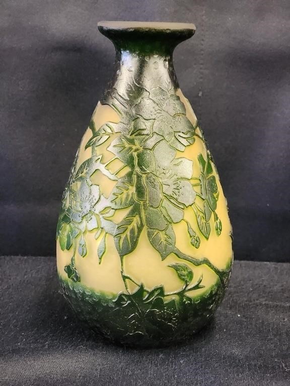 BROWN & GREEN CAMEO GLASS VASE