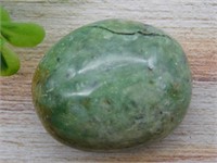 CHRYSOPRASE ROCK STONE LAPIDARY SPECIMEN