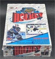 (D) Sealed 1993 Topps Premier Hockey Wax Packs