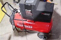 CRAFTSMAN 1-1/2 HP, 8 GAL AIR COMPRESSOR