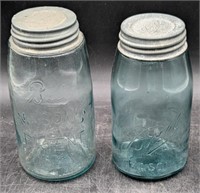(LJ) Vintage quart Mason jars.