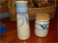 2 Ceramic vases BRI
