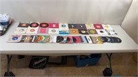 Lrg Lot 45 RPM Vinyl Records w/ Stevie Wonder +