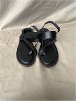 Time and Tru Sandals 8