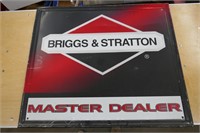 BRIGGS & STARATTON TIN SIGN