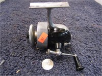 LIONEL BACHE BROWN SPINSTER SPINNING REEL