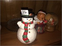 Snowman, snowglobe, plates, misc