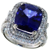 14kt Gold 12.26 ct Cushion Sapphire & Diamond Ring