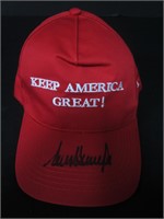 Donald Trump Signed Hat GAA COA