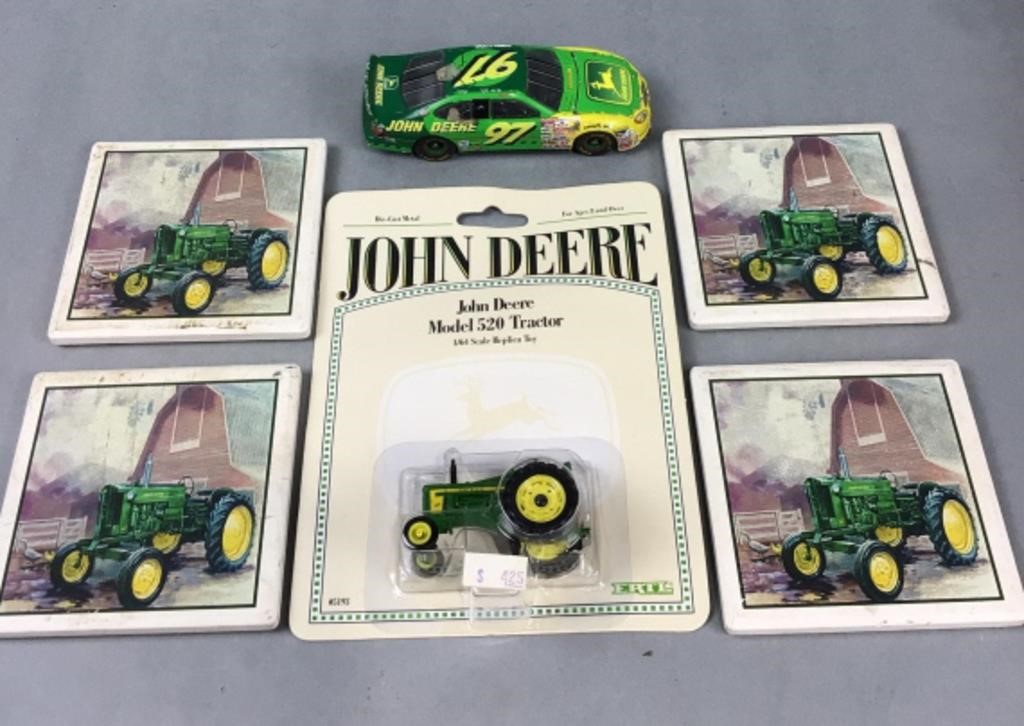 John Deere model 520 tractor 164 scale by ERTL