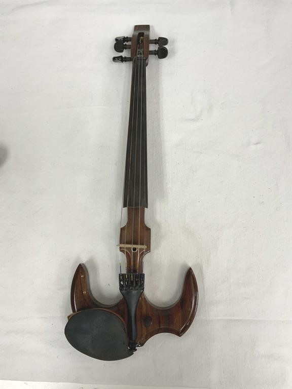 Yamaha Silent Electric Violin with Soft Case