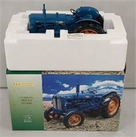 Universal Hobbies Fordson Power Major 1/16