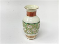 Vintage 6.25 Inch Hand-Painted Japanese Vase