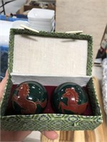 PAIR OF DECOR BALLS