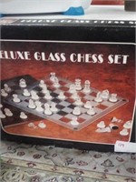 Glass chess set