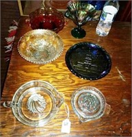 Lot of Collectible Glassware, Reamers