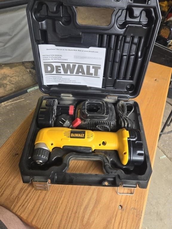 Dewalt cordless right angle drill 14.4v - As Is,