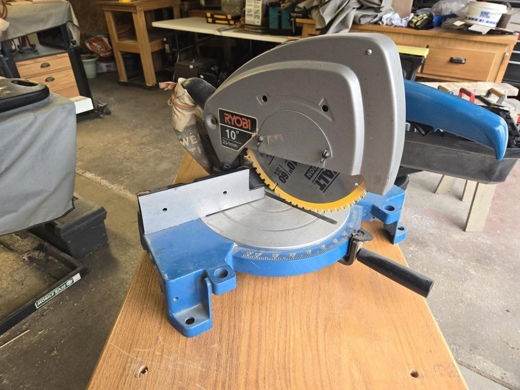 RYOBI 10" Miter saw