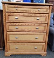 Thornwood Manufacturers 5 Drawer Chest.
