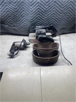 Working 4 x 24" Craftsman belt sander comes with