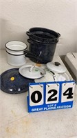 Assorted Cookware and Lids