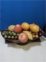 Wooden fruit tray with wooden fruit