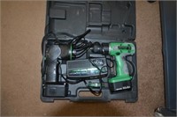 2 PC HITACHI 14.4 V BATTERY OPERATED DRILL AND