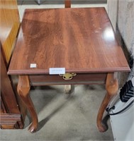 WOOD END TABLE