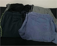 Four pairs of size extra large shorts
